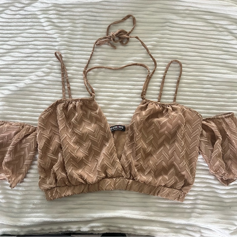 Fashion Nova Brown Flutter Sleeve Crop Top